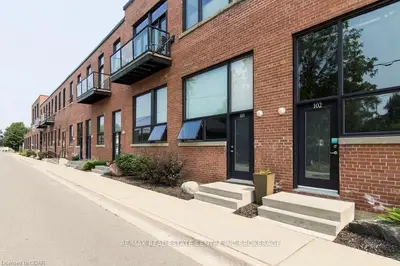 85 Spruce Street 203, Cambridge, On N1r 4k4