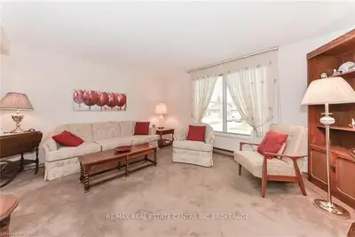 239 Ironwood Road, Guelph, On N1g 3h9