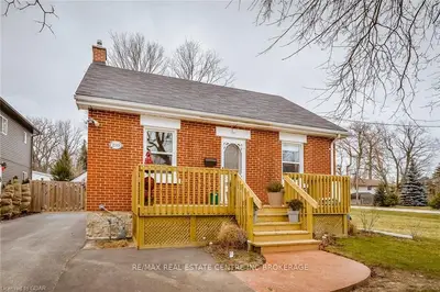289 Hill Street E, Centre Wellington, On N1m 1h3
