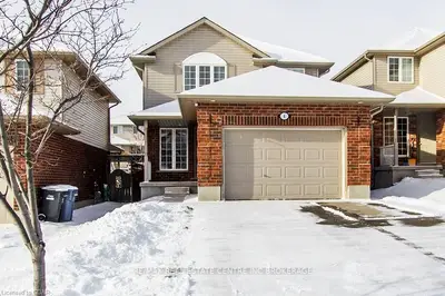 6 Valleyhaven Lane, Guelph, On N1e 0a3