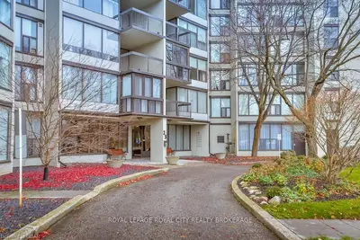 23 Woodlawn Road E 302, Guelph, On N1h 7g6