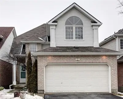 16 Burke Court, Guelph, On N1l 1j2