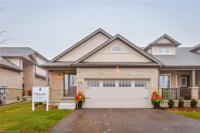60 Aberdeen Street 11, Centre Wellington, On N1m 0c1