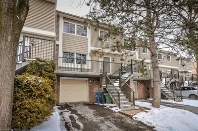 295 Water Street 87, Guelph, On N1g 2x5
