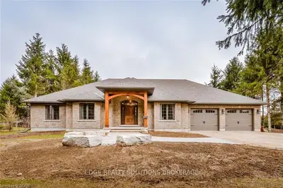 223 Lamond Street, Centre Wellington, On N1m 1z9