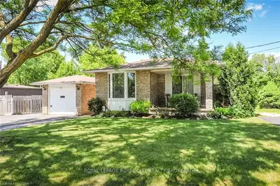 434 Woodlawn Road E, Guelph, On N1e 1b8