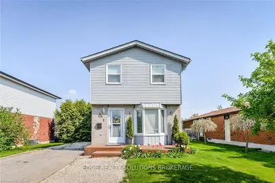 272 Strathallan Street, Centre Wellington, On N1m 3l5