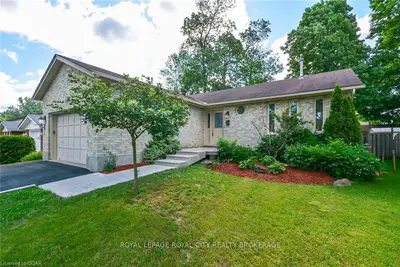 12 Suzanna Drive, Guelph, On N1k 1k4
