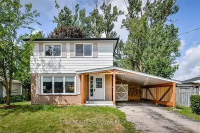 36 Highland Road, Centre Wellington, On N1m 2c4