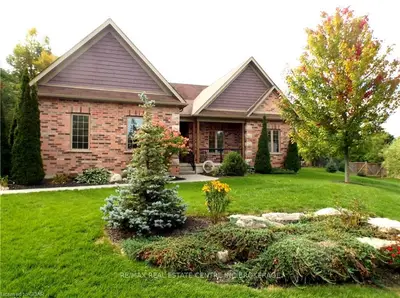 350 Prince's Street, Centre Wellington, On N1m 3t5