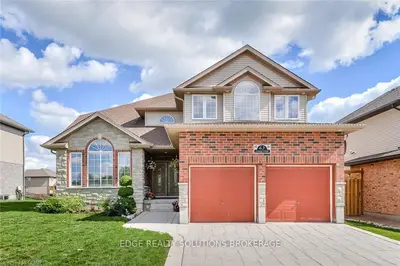 63 Stumpf Street, Centre Wellington, On N0b 1s0