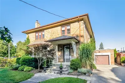 205 Union Street E, Centre Wellington, On N1m 1w2