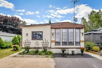 8 Water Street, Puslinch, On N1h 6h9