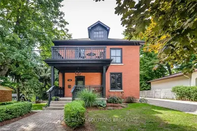 176 North Queen Street, Centre Wellington, On N0b 1s0