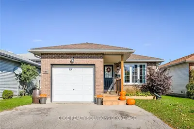 686 Perry Street, Centre Wellington, On N1m 2r4