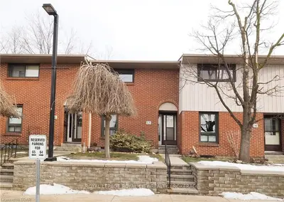 49 Rhonda Road 65, Guelph, On N1h 7a4