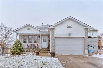 718 Richardson Court, Centre Wellington, On N1m 3m4