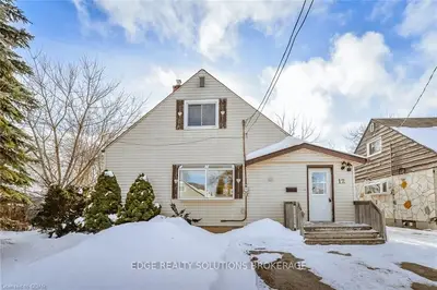 12 Churchill Street W, Centre Wellington, On N1m 2j4