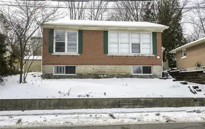 300 Kathleen Street, Guelph, On N1h 4y8