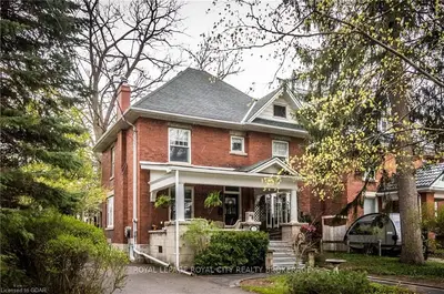 36 Sydenham Street, Guelph, On N1h 2w4