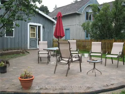 450 St David Street N, Centre Wellington, On N1m 2k2