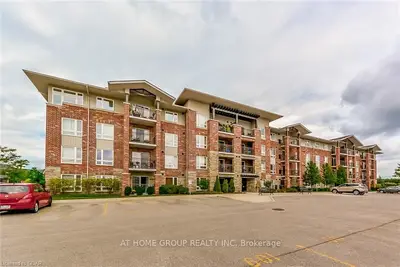 43 Waterford Drive 402, Guelph, On N1l 0j6