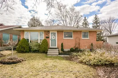 542 College Avenue W, Guelph, On N1g 1t5