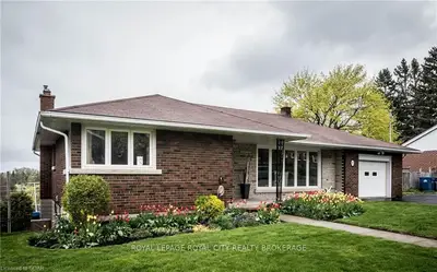 31 Rosewood Avenue, Guelph, On N1h 5z8