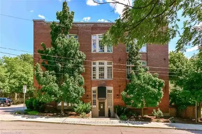 40 Northumberland Street 103, Guelph, On N1h 3a5