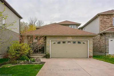 107 Tovell Drive, Guelph, On N1k 1z5