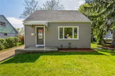 62 Ridgewood Avenue, Guelph, On N1h 6c5