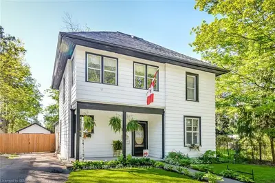 160 Garafraxa Street E, Centre Wellington, On N1m 1c9