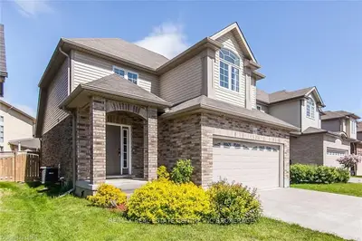 667 Frontenac Crescent, Woodstock, On N4v 0b2