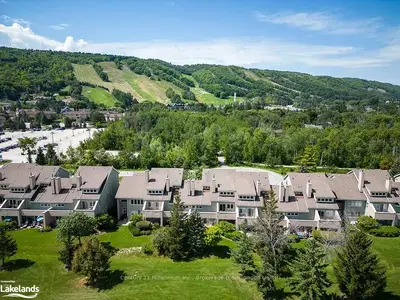 107 WINTERGREEN Place 216, Blue Mountains, ON L9Y 0P8