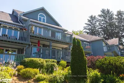 5 CHURCH Street 204, Huntsville, ON P1H 1G9