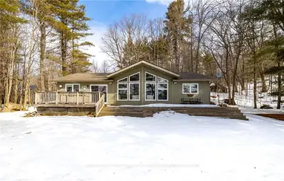 1100 NORTH SHORE Road 2, Muskoka Lakes, ON P0B 1M0