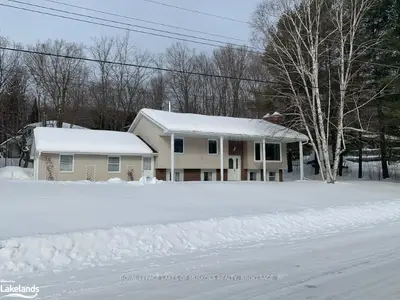 232 LAKEWOOD PARK Drive, Huntsville, ON P1H 1Y8