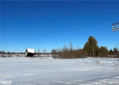 10726 522, Parry Sound Remote Area, ON, P0H 1A0