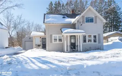 236 Hiram Street, Bracebridge, ON P1L 1R7
