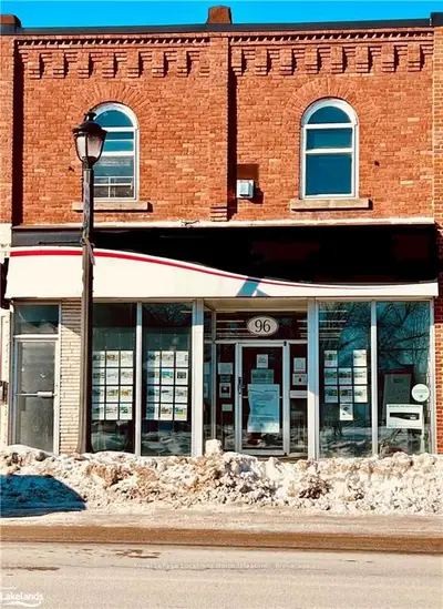 96 SYKES Street N A, Meaford, ON N4L 1N8