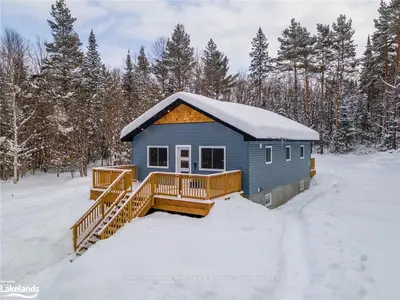 57 HENRY Street, McMurrich/Monteith, ON P0A 1Y0