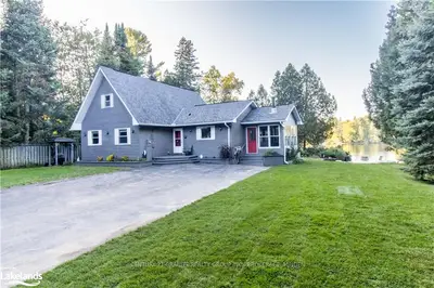 2613 KASHAGAWIGAMOG LAKE Road, Minden Hills, ON K0M 1S0