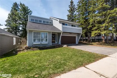 19 CHURCH Street, Huntsville, ON P1H 1G9