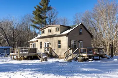 1027 BUCKEYE Road, Muskoka Lakes, ON P0C 1H0