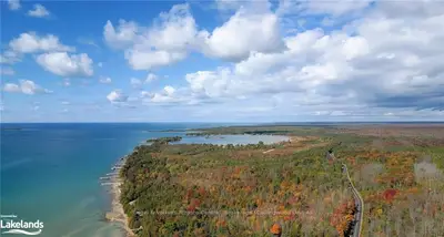 434 HURON Road, South Bruce Peninsula, ON N0H 1X0