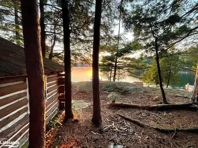 1092 Main Street, Lake of Bays, ON P0B 1A0