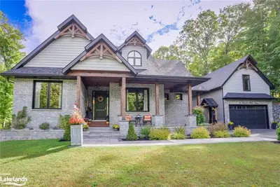 23 FOREST HILL Lane, Huntsville, ON P1H 2N5