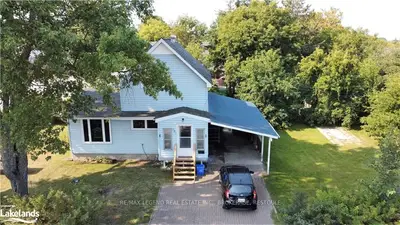 537 LAURIER Avenue, North Bay, ON P1B 1T8