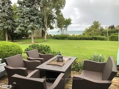 139 LAKESHORE Road E 7, Blue Mountains, ON L9Y 3Z2