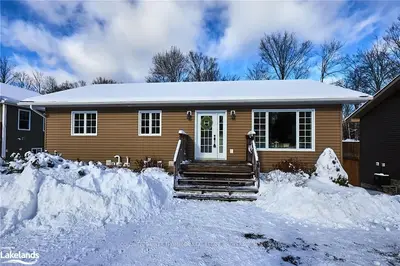246 TOWNLINE Road W, Huntsville, ON P1H 1S7
